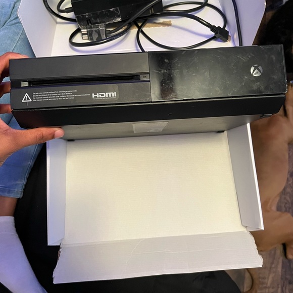 Xbox One - Picture 5 of 5